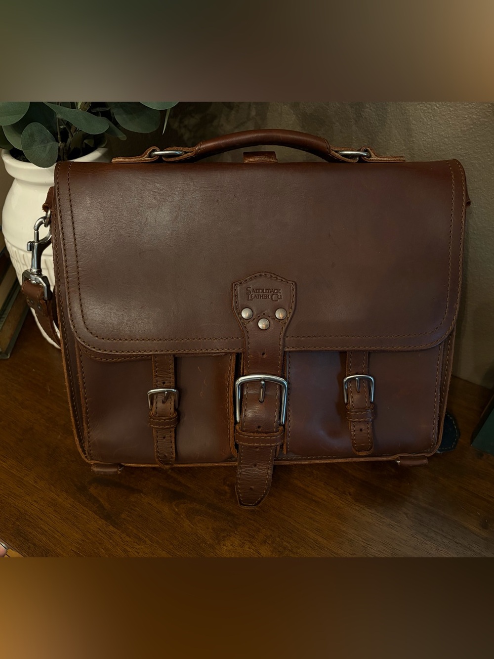 Saddleback Leather Pocket Briefcase Dark Coffee Brown Full Grain Messenger Bag